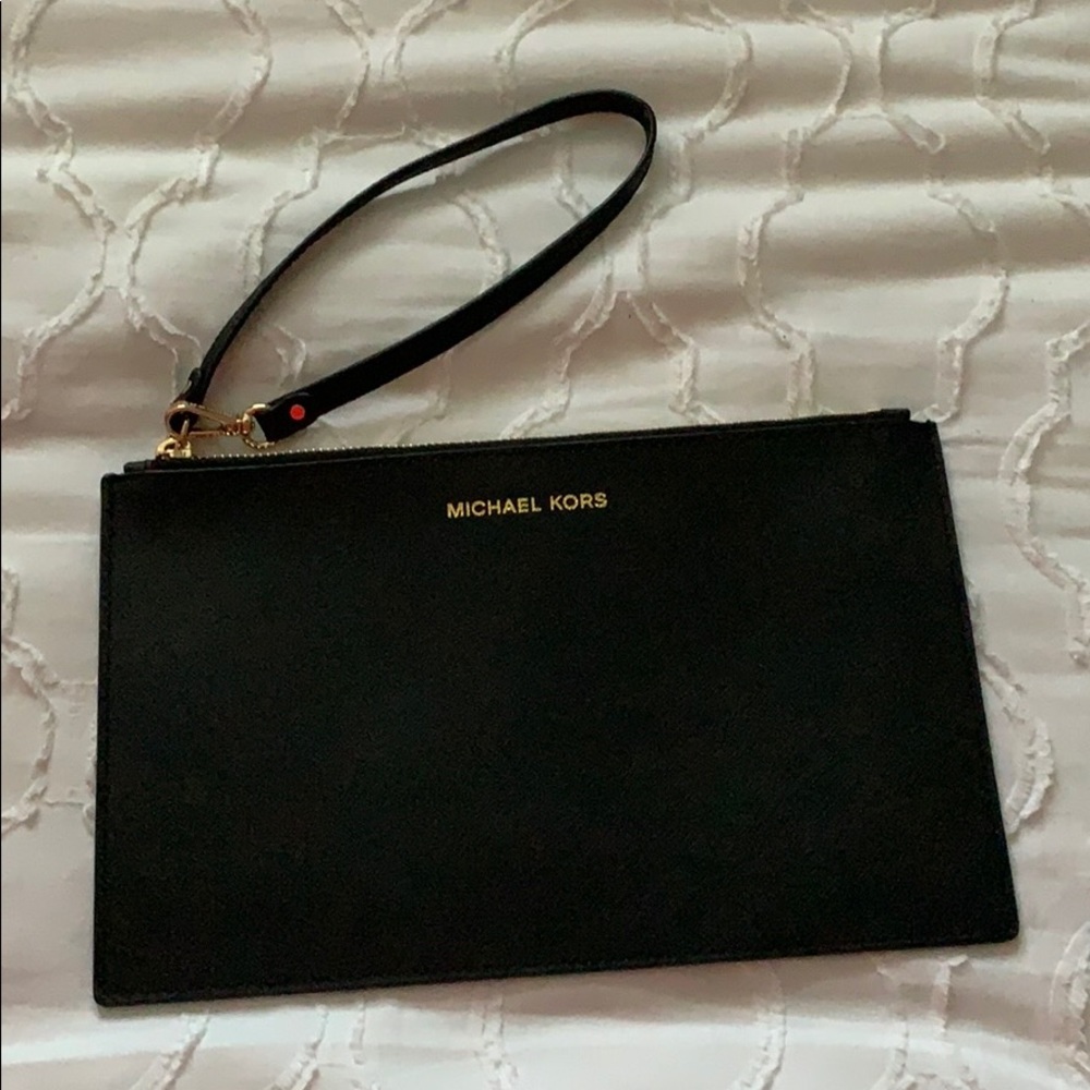 Michael Kors Wristlet